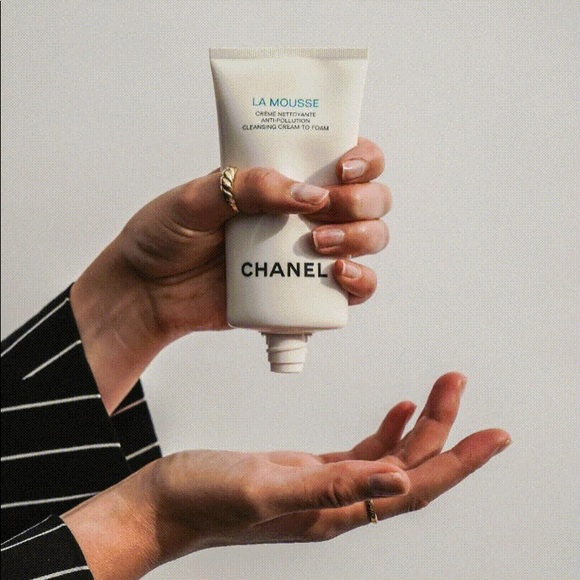 Chanel foam cleansing(New with box) - Picture 3 of 4